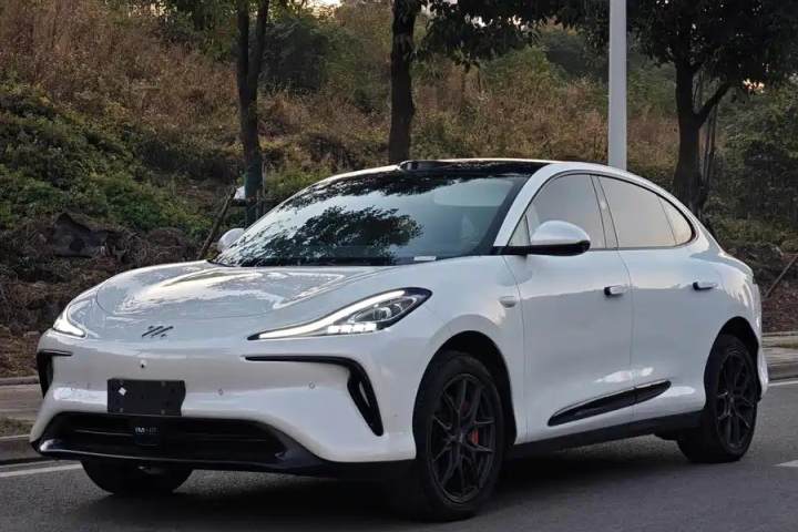 智己汽车 智己LS6 Max 标准版
