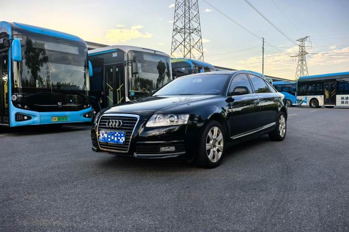 奥迪 A6L 2.4L 技术型