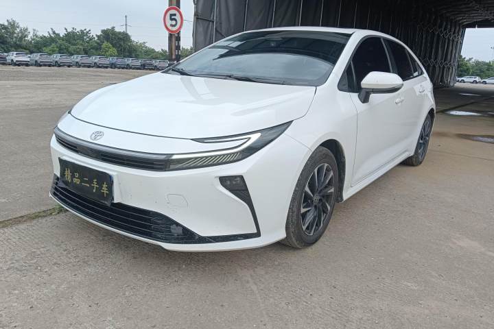 丰田 卡罗拉 1.8L 双擎 先锋版