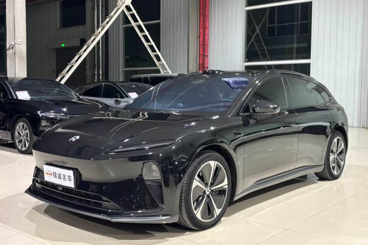 蔚来 ET5T 75kWh Touring