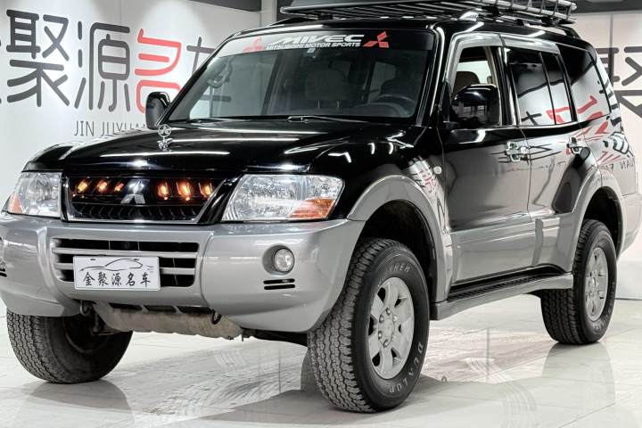 三菱 帕杰罗 V73 3.0L AT GLX