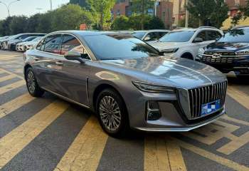 红旗 H5 2023款 2.0T 自动智联旗享版