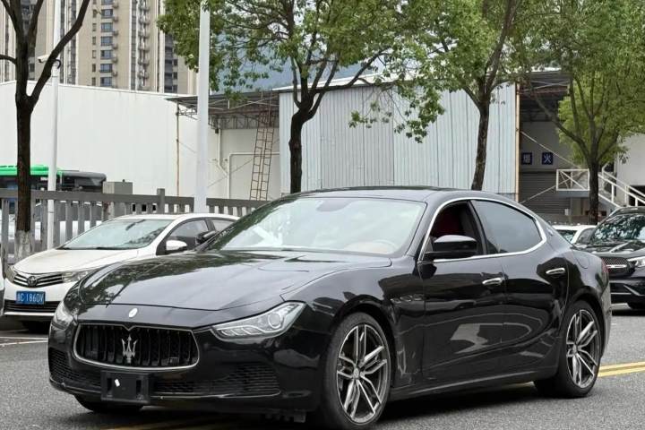 玛莎拉蒂 Ghibli 3.0T 标准版