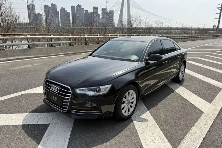奥迪 A6L 2014款 30 FSI 舒适型