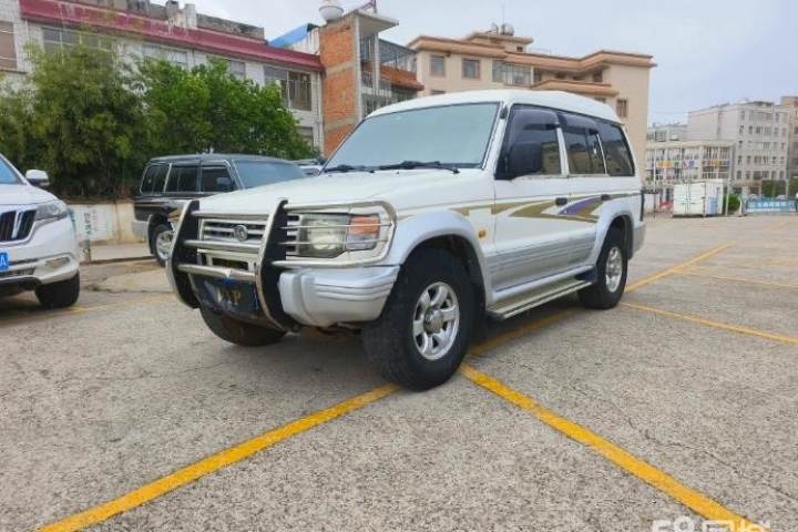 猎豹汽车 猎豹6481 2.2L 手动两驱