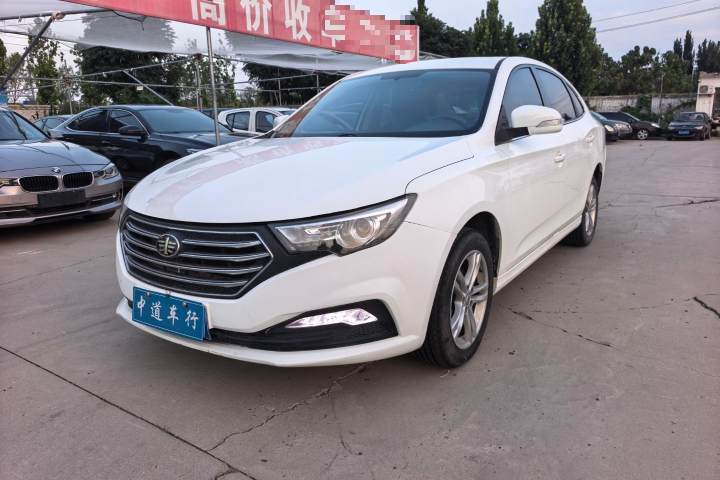 奔腾 B30 1.6L 自动舒适型