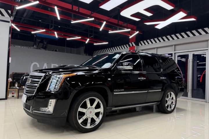凯迪拉克 凯雷德ESCALADE 6.2 AWD