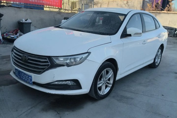 奔腾 B30 1.6L 自动舒适型