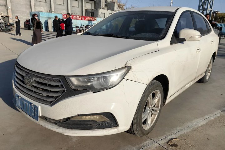 奔腾 B30 1.6L 自动舒适型