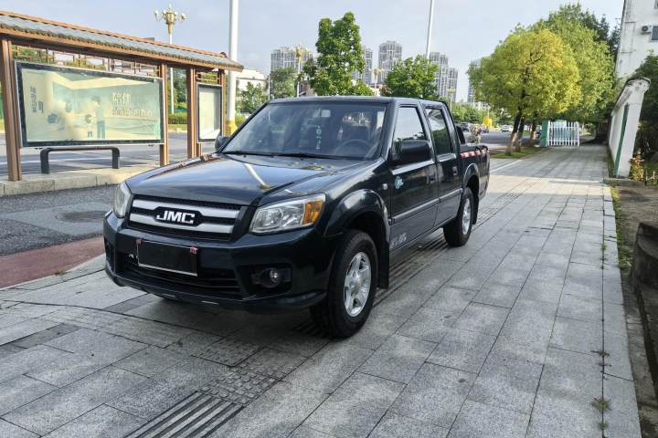 江铃 宝典 2.8T新超值柴油两驱标货豪华型JX493ZLQ4G