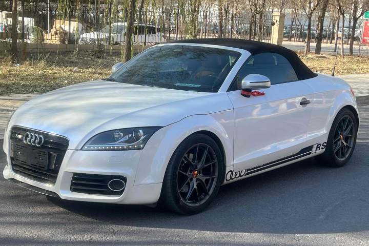 奥迪 TT TT Roadster 2.0TFSI quattro典雅版