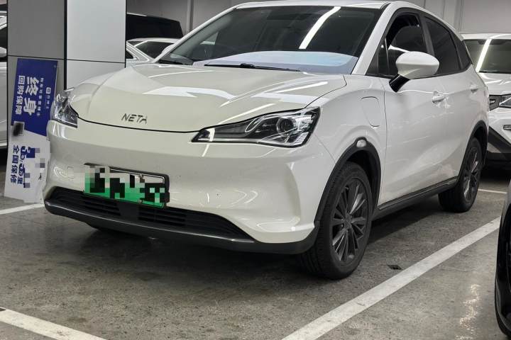 哪吒汽车 哪吒V 潮 400 Lite