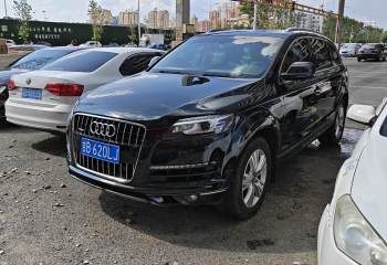 奥迪 Q7 3.0 TFSI 舒适型(200kW)