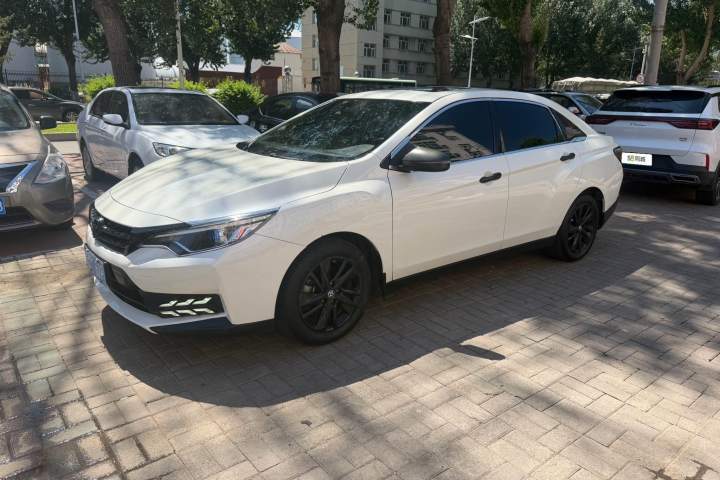 启辰 D60 1.6L XL CVT智联精英版