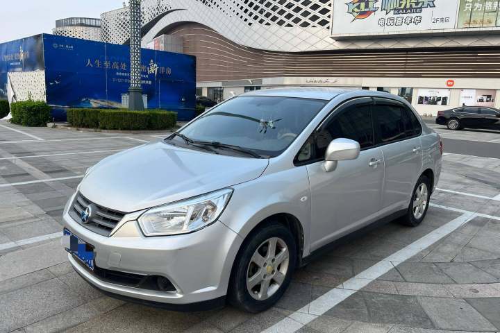 启辰 D50 1.6L 手动时尚版