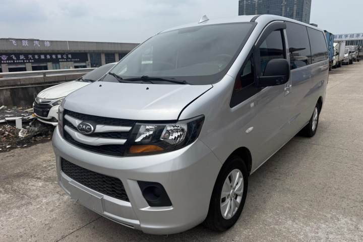 江淮瑞风 瑞风M3 PLUS 创客版 1.8L 豪华智能型