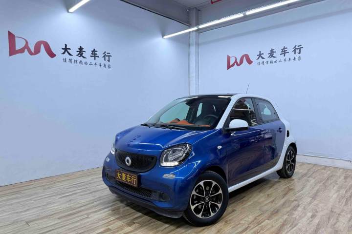 smart  forfour 1.0L 52千瓦激情版