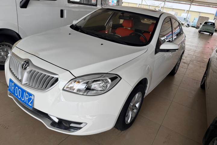 中华 H330 1.5L 自动豪华型