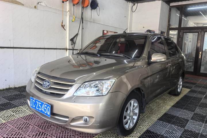 一汽 夏利N5 1.3L 手动标准型