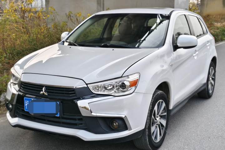 三菱 劲炫ASX 2.0L CVT两驱尊享版
