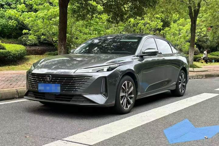 长安 逸动 1.5T GDI自动 畅享版