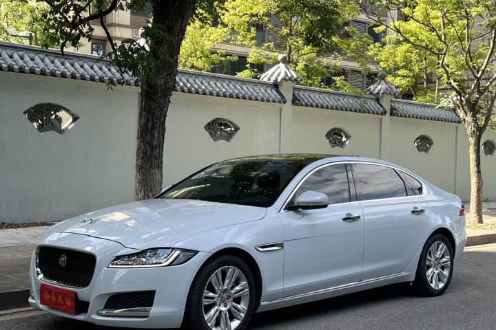 捷豹 XEL 2.0T 250PS 尊享版