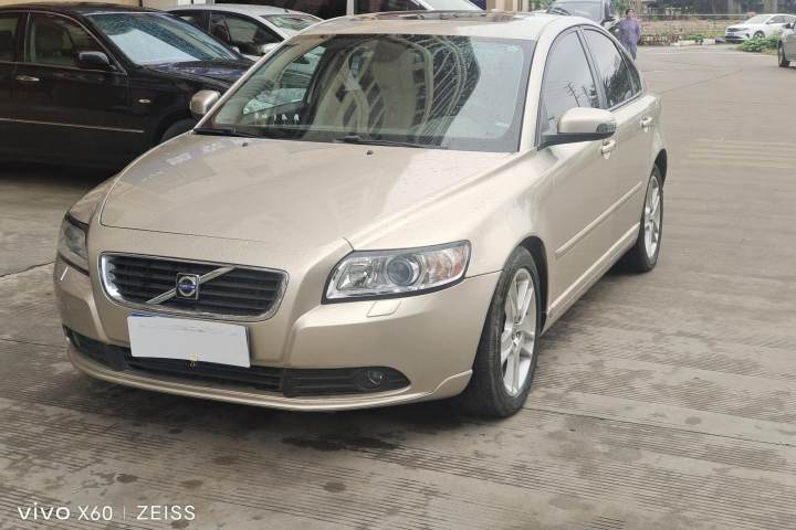 沃尔沃 S40 2.5L T5