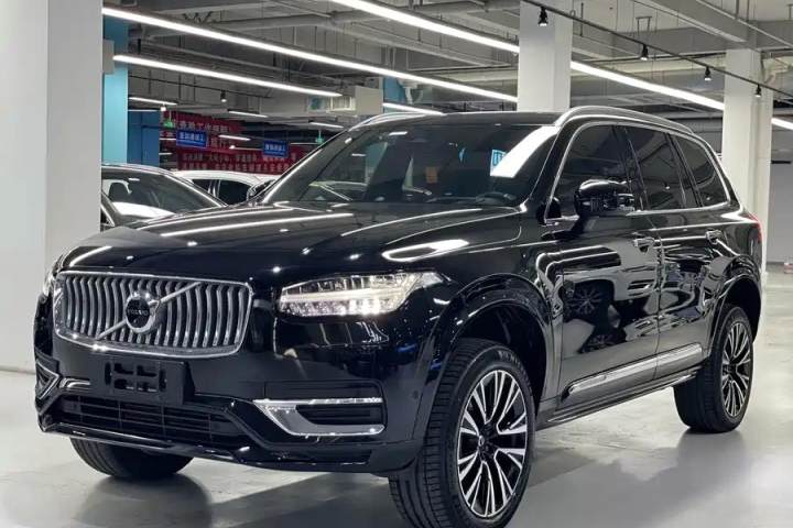 沃尔沃 XC90插电式混动 T8 RECHARGE 智尊豪华版 7座