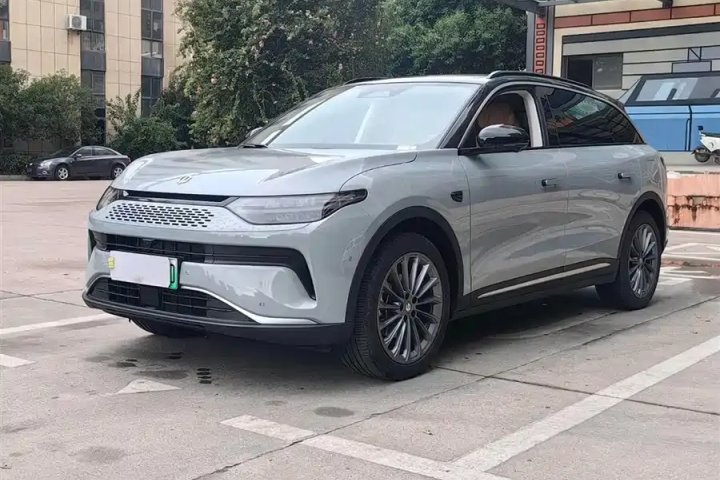 零跑汽车 零跑C11 增程 300尊享版