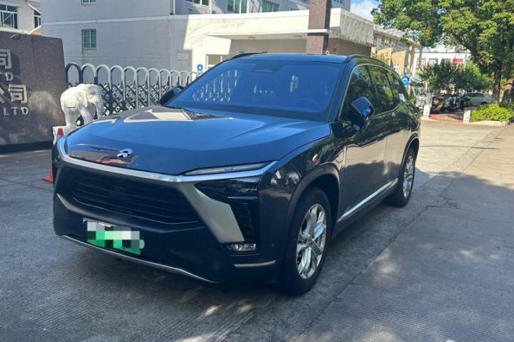蔚来 ES8 450KM 六座版