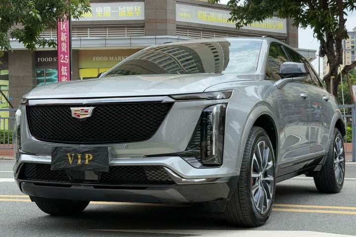 凯迪拉克 XT5 2.0T 尊贵型