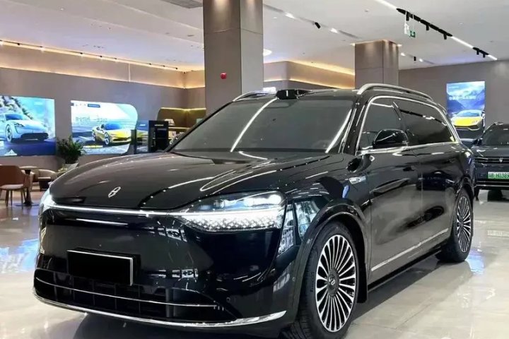 鸿蒙智行 问界M9 增程 Max版 52kWh 6座版
