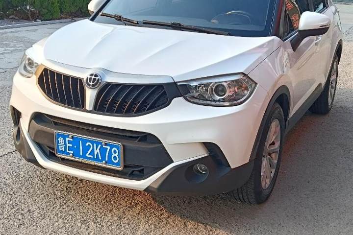 中华 V3 1.5L 手动舒适型