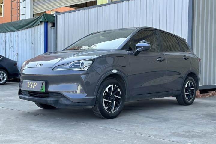 哪吒汽车 哪吒V 长续航娱乐版升级型