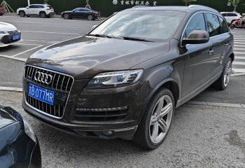 奥迪 Q7 2012款 3.0 TFSI 专享型(200kW)