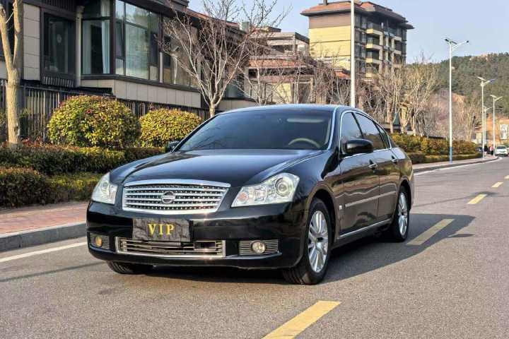 日产 风雅 350 VIP版