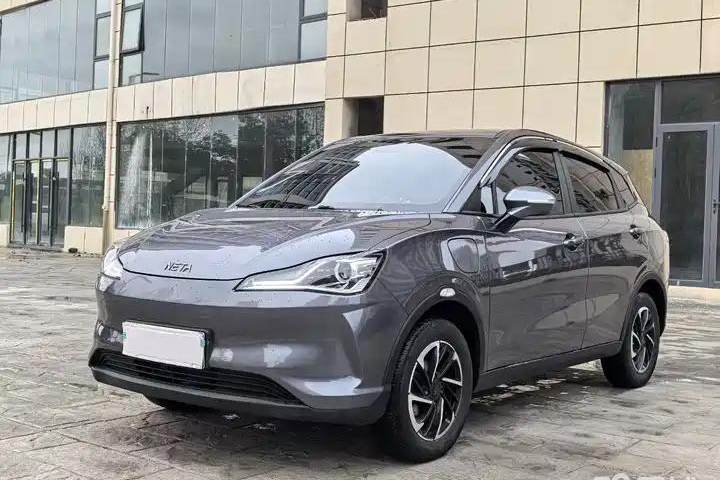 哪吒汽车 哪吒V 长续航娱乐版升级型