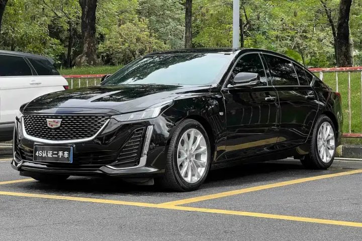 凯迪拉克 CT5 28T 豪华型