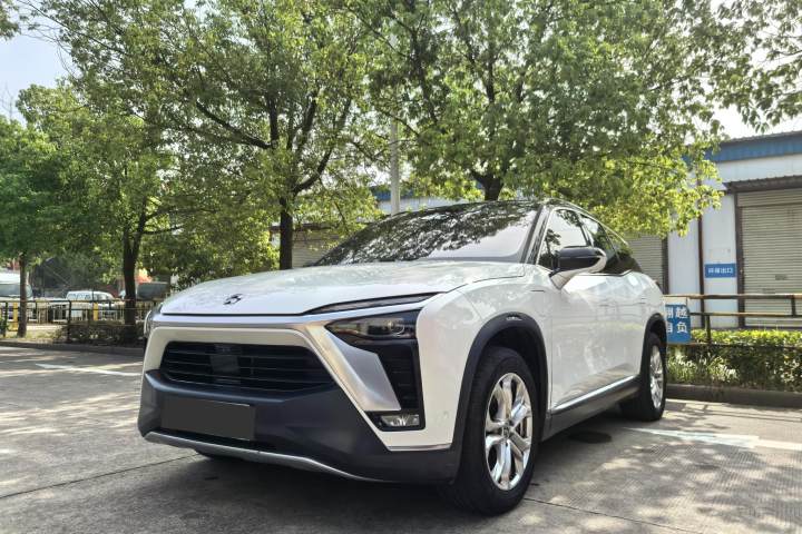 蔚来 ES6 420KM 运动版