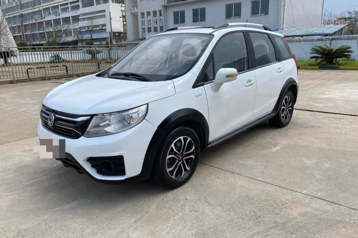 东风风行 景逸XV 1.6L CVT豪华型