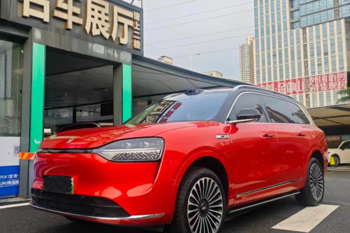 鸿蒙智行 问界M9 增程 Ultra版 42kWh 6座版