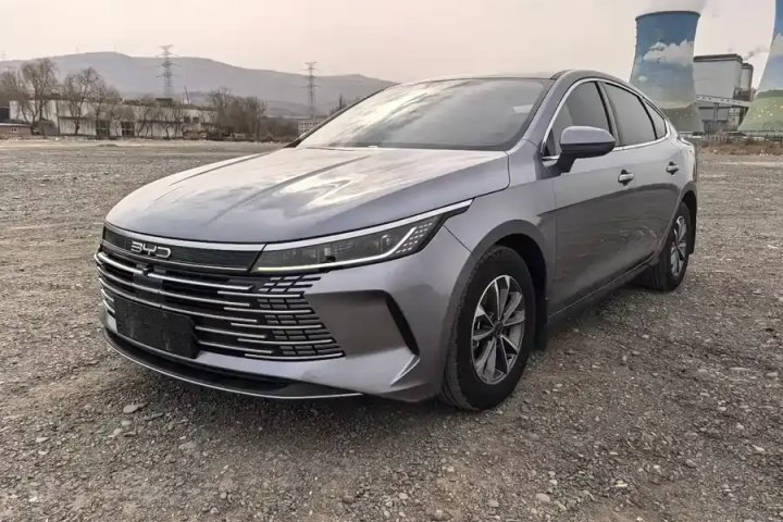 比亚迪 驱逐舰05 冠军版 DM-i 55KM 豪华型