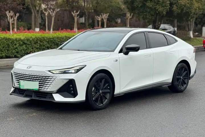 长安 UNI-V 智电iDD 智电iDD 1.5T 113km智趣型（飞快版）
