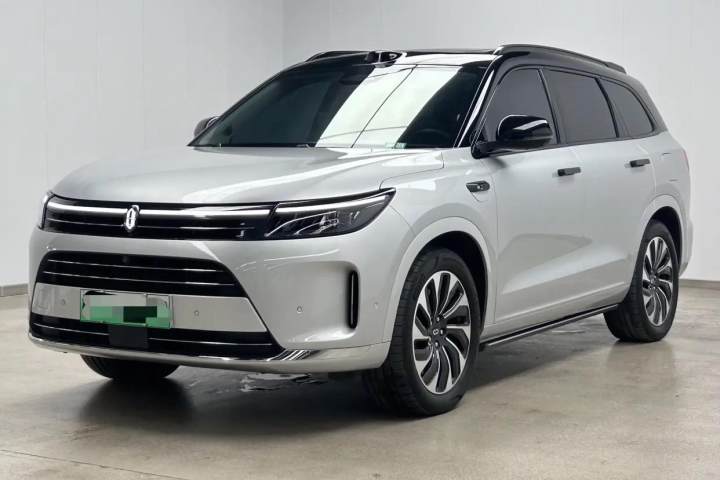 鸿蒙智行 问界M7 1.5T 智驾四驱Max版 6座