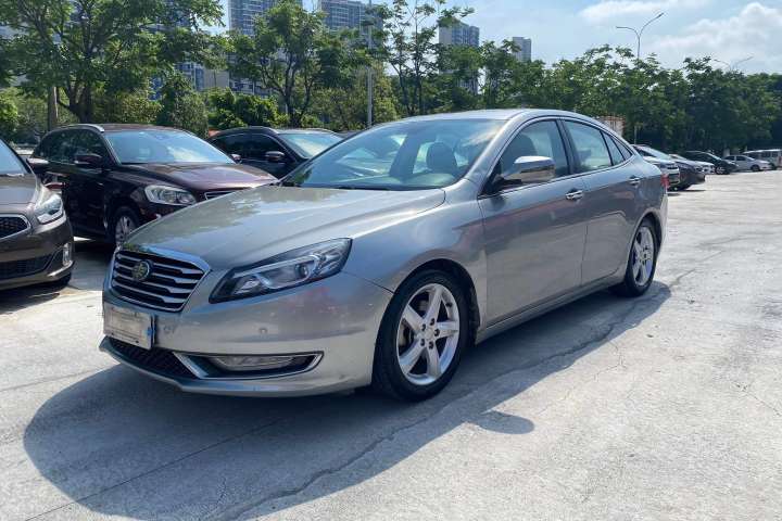 奔腾 B70 2.0L 手动豪华型