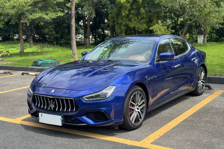 玛莎拉蒂 Ghibli 3.0T 标准版