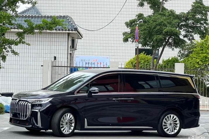 岚图汽车 岚图梦想家 PHEV 超长续航卓越版