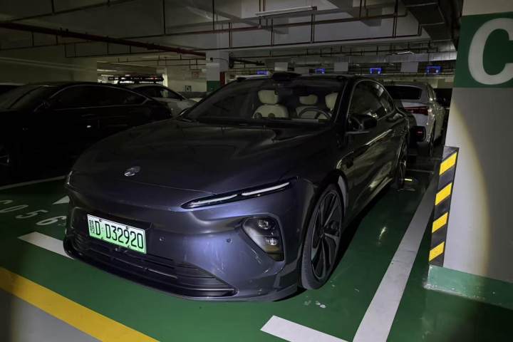 蔚来 ET7 100kWh 首发版