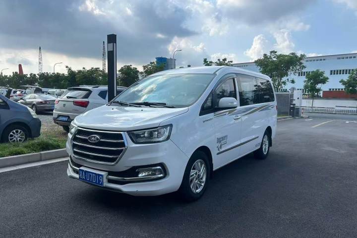 江淮瑞风 瑞风M4 商旅系列 1.5T 手动混合动力商务型
