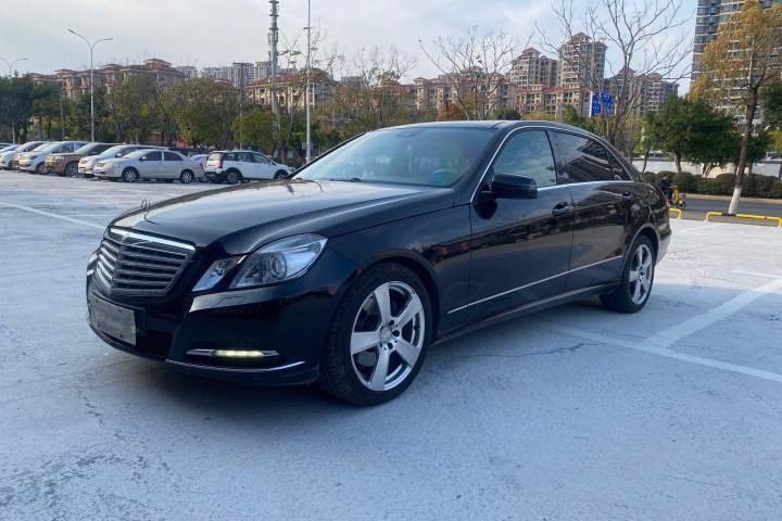 奔驰 E级 E 260 L CGI时尚型